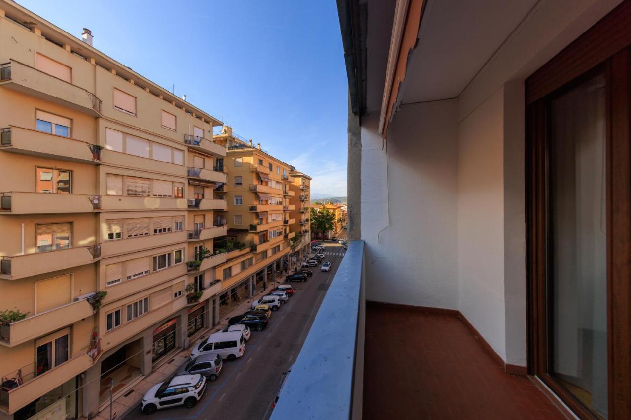 Nordic Style - 5 Min Dall'Arena & Parcheggio เวโรนา ภายนอก รูปภาพ