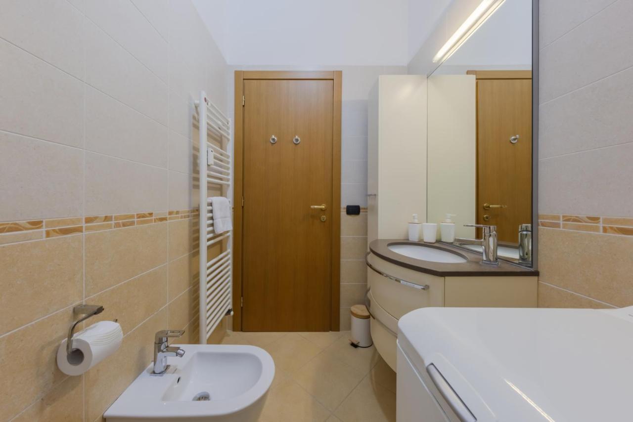 Nordic Style - 5 Min Dall'Arena & Parcheggio เวโรนา ภายนอก รูปภาพ